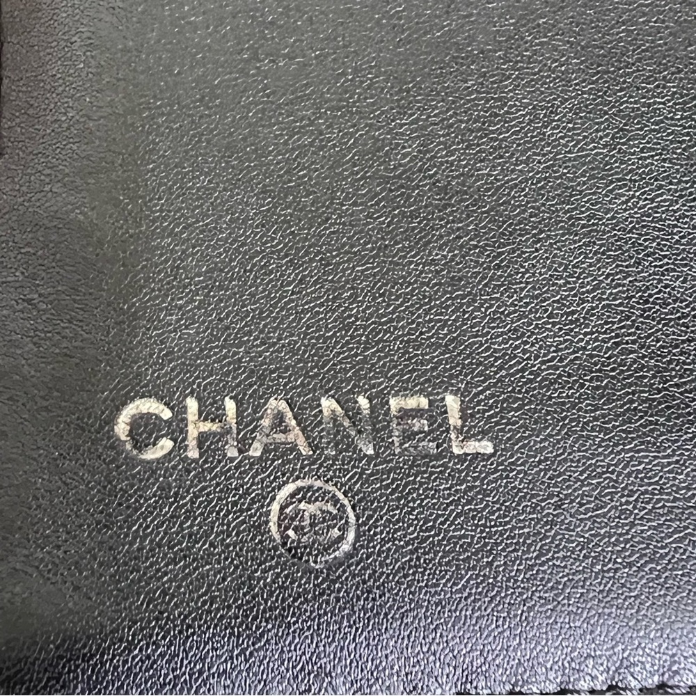 Chanel Classic Long Flap Wallet in Black Quilted Patent Leather - Picture 8 of 15